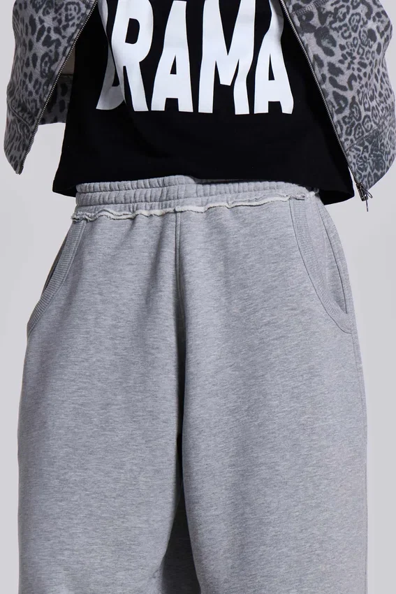 Grau melierte, baggy Monster Joggers mit Umschlag