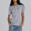 Grau meliertes „Haze“ Henley-T-Shirt