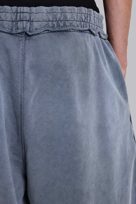 Graue, gewaschene Jogging-Shorts „Sporty Stripe Monster Joggers“