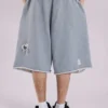 Graue Monster-Shorts im Distressed-Look