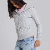 Grauer Hoodie mit Polka-Dots