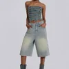 Hellgewaschene Jumbo-Jorts