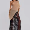 Infinity Multiway-Strickcape in Sand