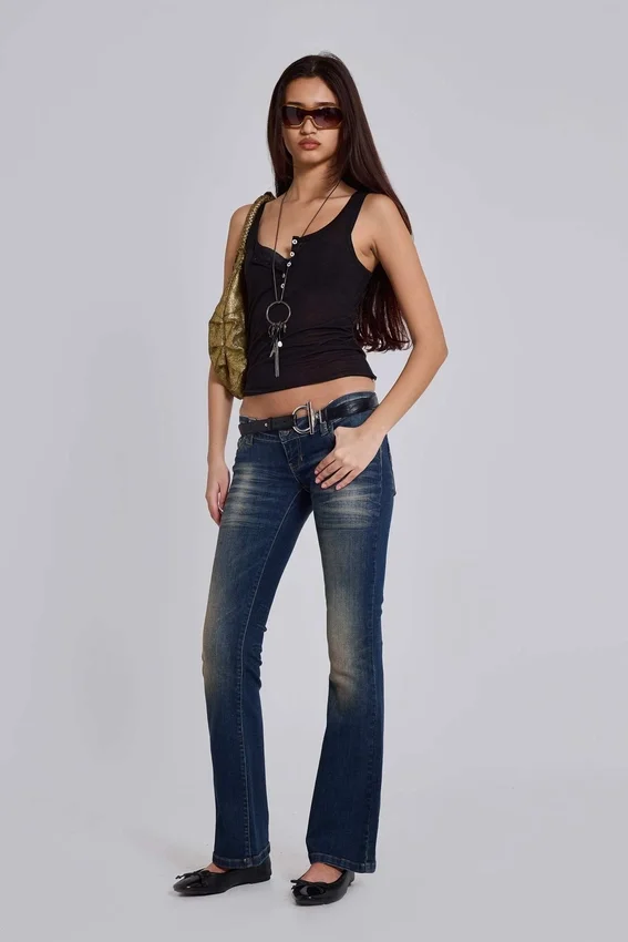 Kelsey Skinny-Bootcut-Jeans mit niedriger Leibhöhe in dunkler Waschung