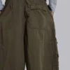 Khaki Parachute Cargo-Baggy-Shorts