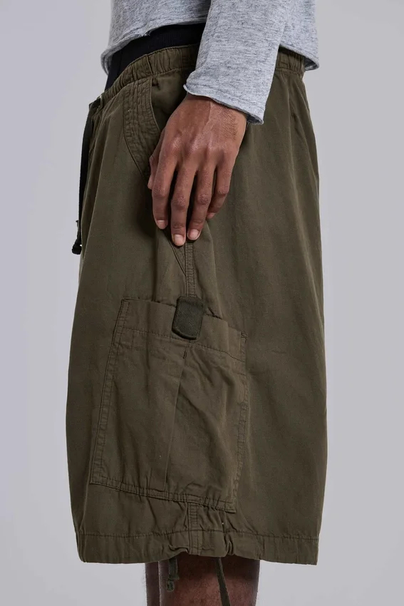 Khaki Parachute Cargo-Baggy-Shorts
