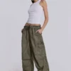 Khaki-Parachute Pants mit Ölwaschung