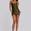 Lavinia rückenfreies Minikleid mit Fransen in Khaki