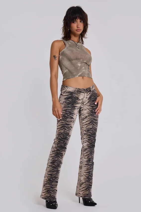 Leona Bootcut-Jeans „Cooper“ mit Tiger-Print
