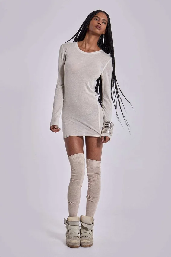 Minikleid in der Farbe „Oatmeal Mist“
