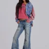 Mittelblaue, im Used-Look verarbeitete, geknitterte Drift-Flared-Jeans