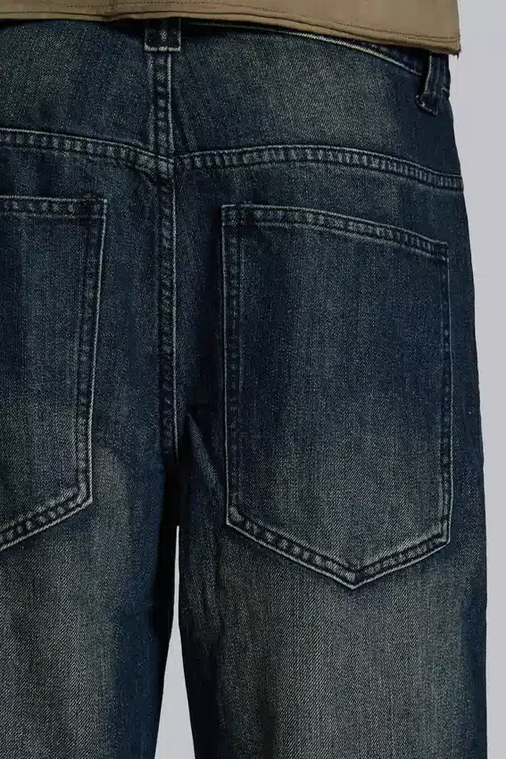 Mittelblaue Slub-Colossus-Jeans