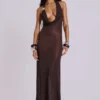Moara Strick-Maxikleid mit tiefem Ausschnitt