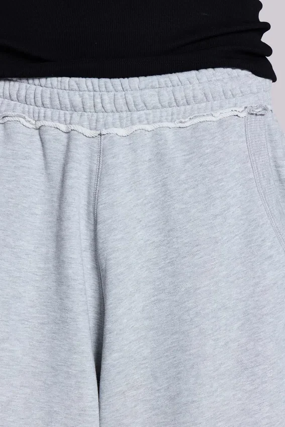 Monster 3/4-Shorts in Grau meliert