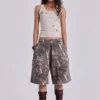 Monster Joggers-Shorts im Woodland-Camo-Look