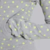 Neonfarbener Hoodie mit Polka-Dots