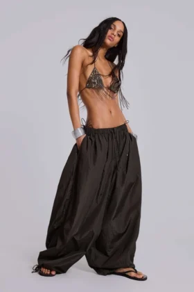 Nexis Nylon-Ballon-Parachute Pants in Khaki