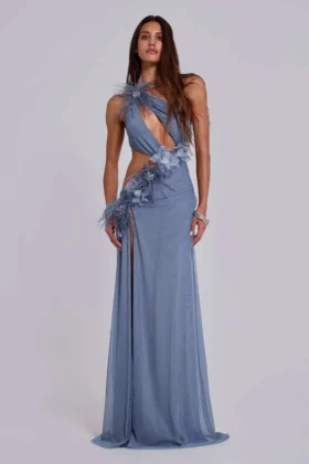 Noctelle-Maxikleid mit Cut-outs und Federn