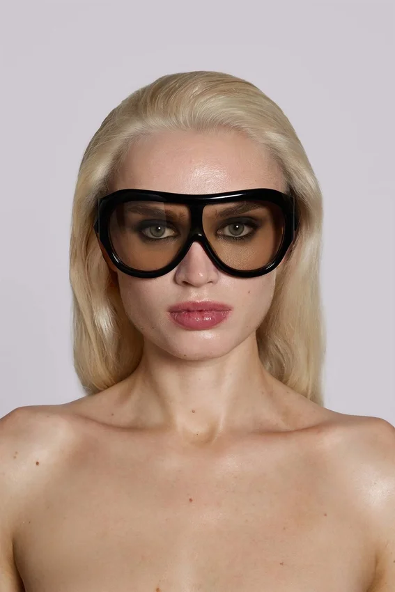 Noctra XL Stud Sonnenbrille in Amber