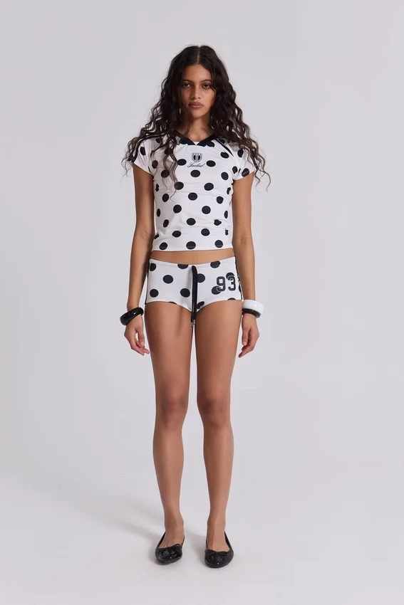 Nr. 13 Fußball-Minishorts mit Polka-Dots