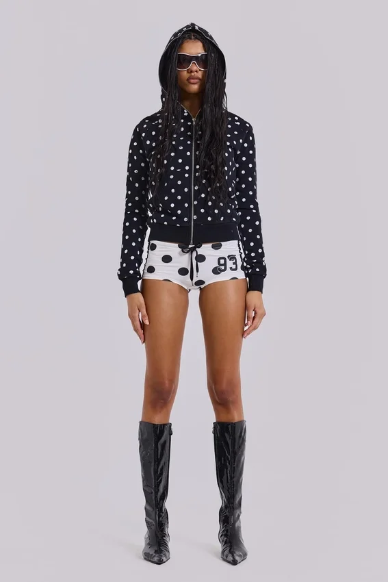 Nr. 13 Fußball-Minishorts mit Polka-Dots