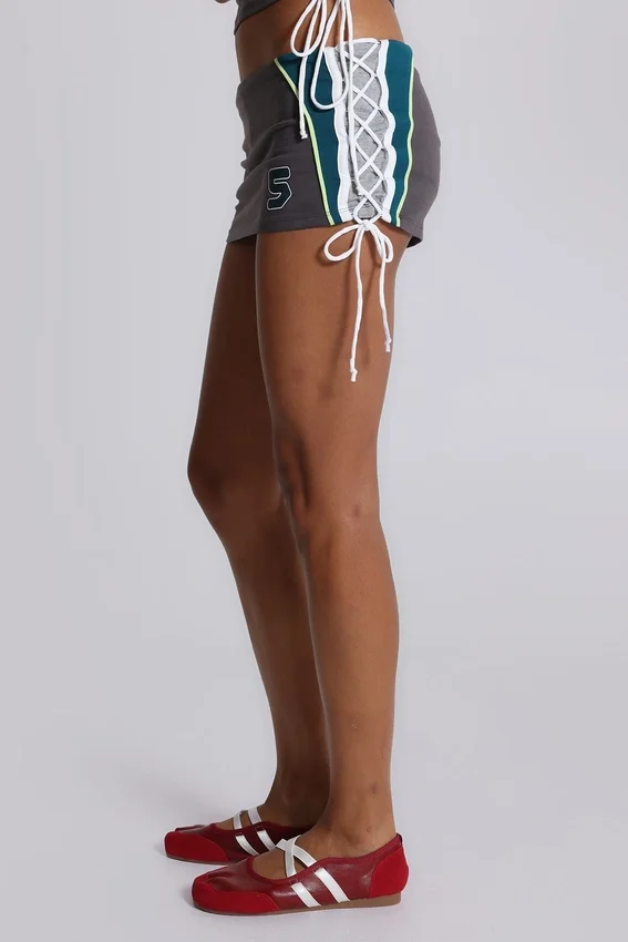 Nr. 5 Fußball-Skort mit Schnürung