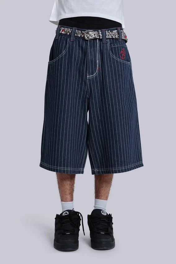 Ollie-Jorts mit Nadelstreifen
