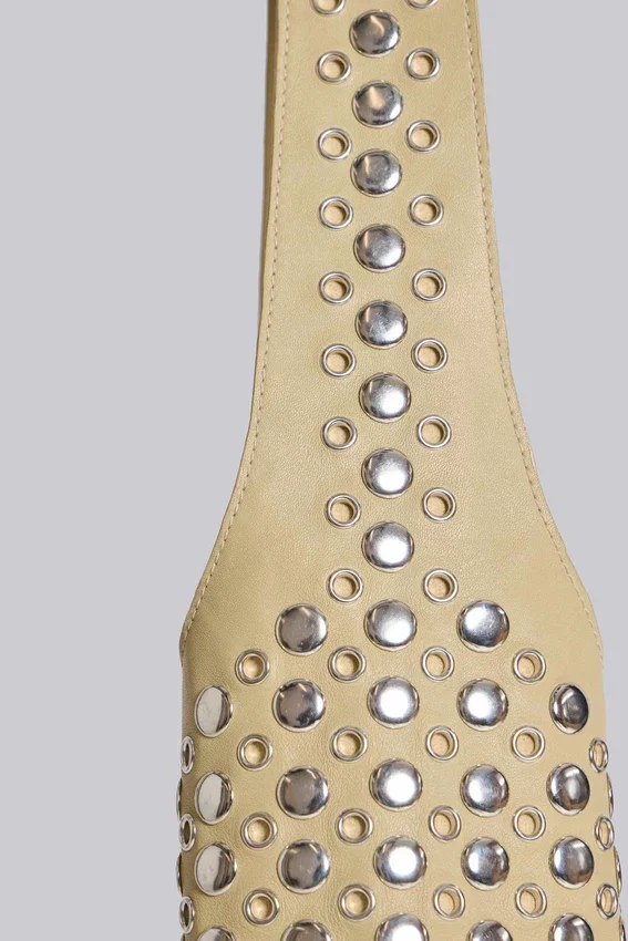 Osmium-Ledertasche mit Nieten in Creme