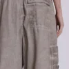 Parachute Pants in Stone-Oil-Waschung