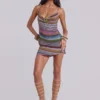 Rückenfreies Minikleid mit Crush-Streifen