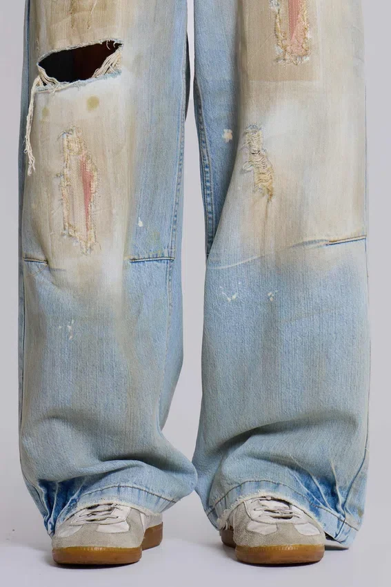 Reef Colossus Jeans in Dirty-Wash
