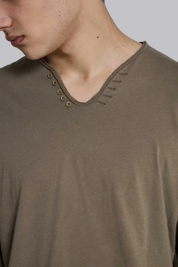 Republique Henley-Shirt