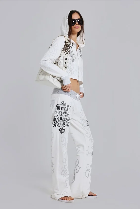 Rock Revival Hoodie mit Grafik und Nieten