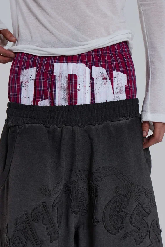 Rote Boxershorts mit Karomuster „LDN“