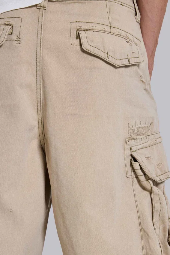 Sandfarbene Cargo-Shorts