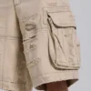 Sandfarbene Cargo-Shorts