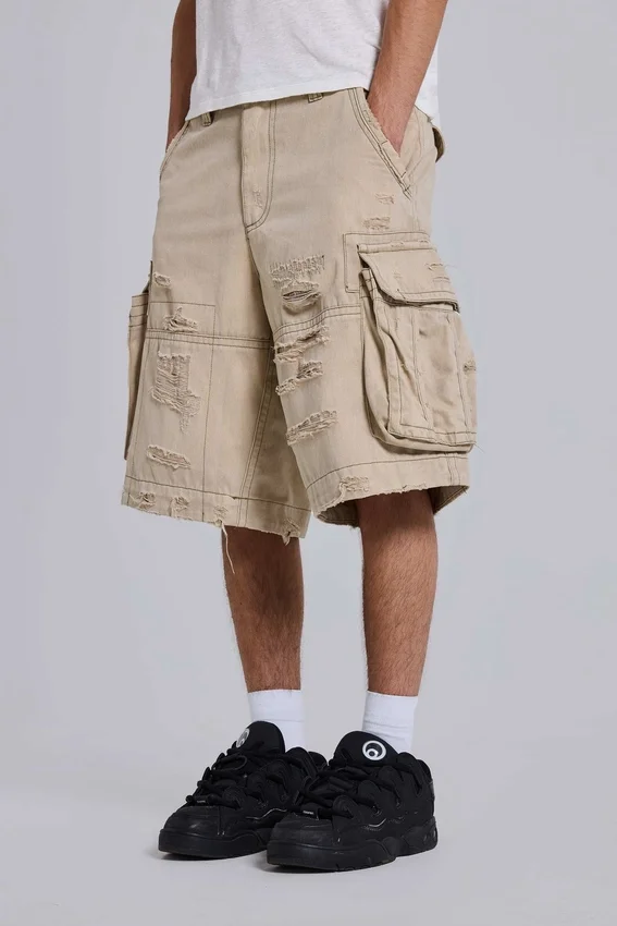 Sandfarbene Cargo-Shorts