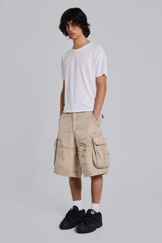 Sandfarbene Cargo-Shorts