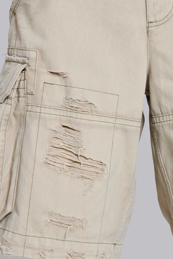 Sandfarbene Cargo-Shorts