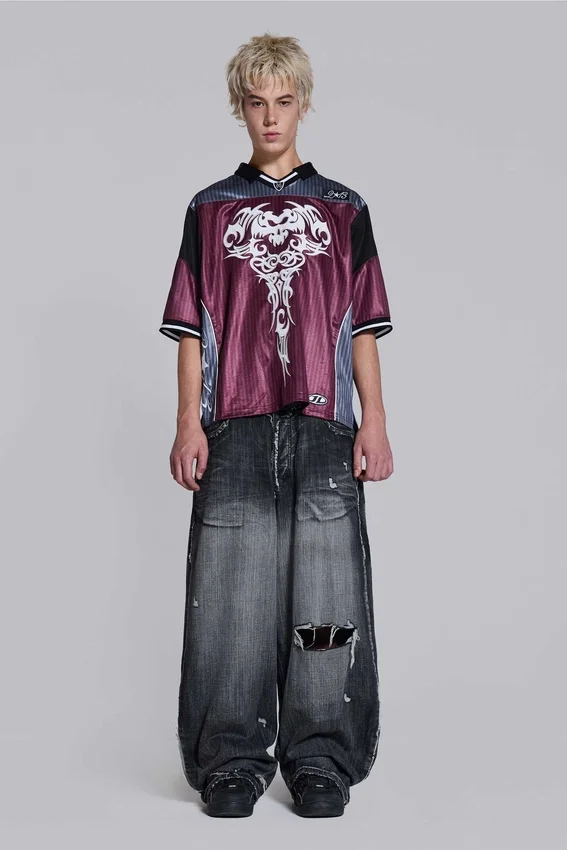 Schwarze, abgenutzte XL Colossus Jeans