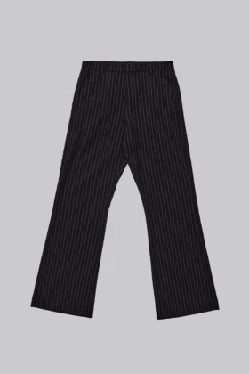 Schwarze Anzughose „Stacked Bootcut“ mit Nadelstreifen