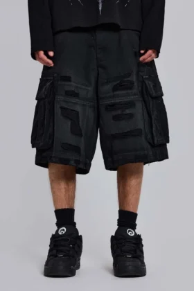 Schwarze Beach-Cargo-Shorts im Distressed-Look