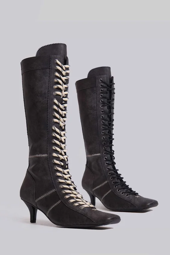 Schwarze „Brooke“-Boxerstiefel