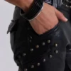Schwarze „Carbon Black Studded Drift“ Bootcut-Hose
