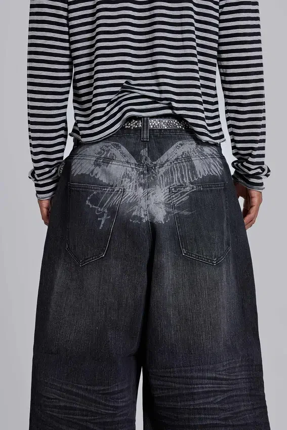 Schwarze „Falcon“ XL Colossus Jeans