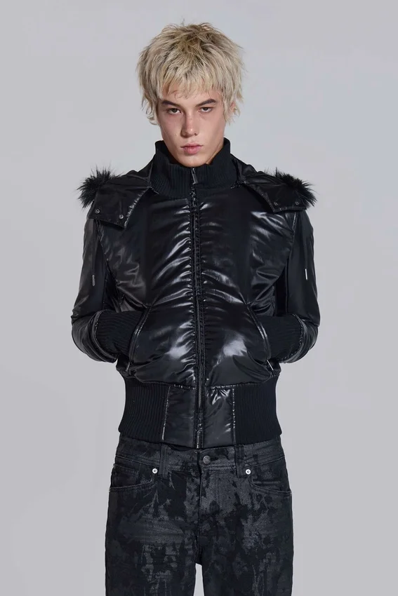 Schwarze Mercury-Daunenjacke