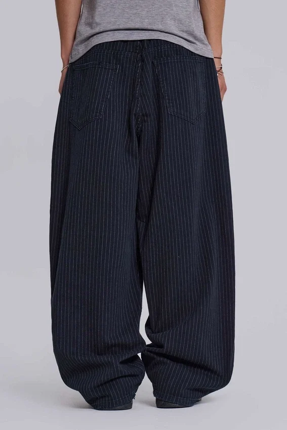 Schwarze, Nadelstreifen-Jeans „XL Colossus“