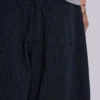 Schwarze, Nadelstreifen-Jeans „XL Colossus“