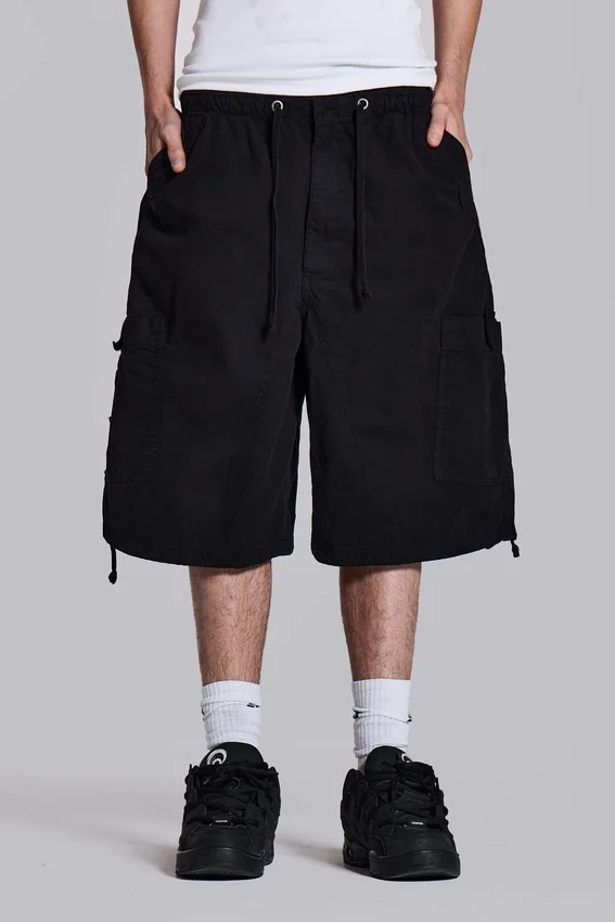 Schwarze Parachute Cargo-Baggy-Shorts