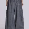 Schwarze Parachute Pants im Oil-Wash-Look